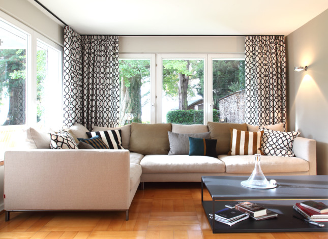 roomservice verzelloni Hampton Sofa Occhio Farrow & ball light gray 17 Pedroso Osorio roomservice verzelloni Hampton Sofa Occhio Farrow & ball light gray 17 Pedroso Osorio